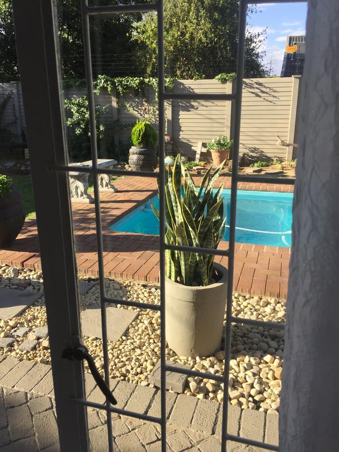 80 On Benade Apartment Bloemfontein Exterior photo